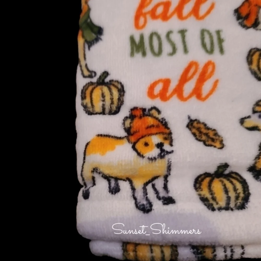 2PC Halloween Fall CORGI DACHSHUND BULLDOG RETRIEVER Pumkin Leaf Hand Towels New